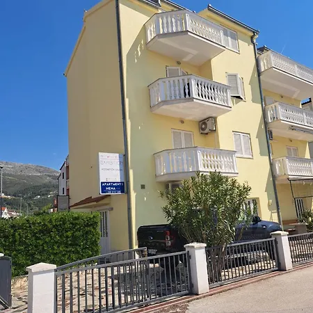 Nena Apartment Podstrana